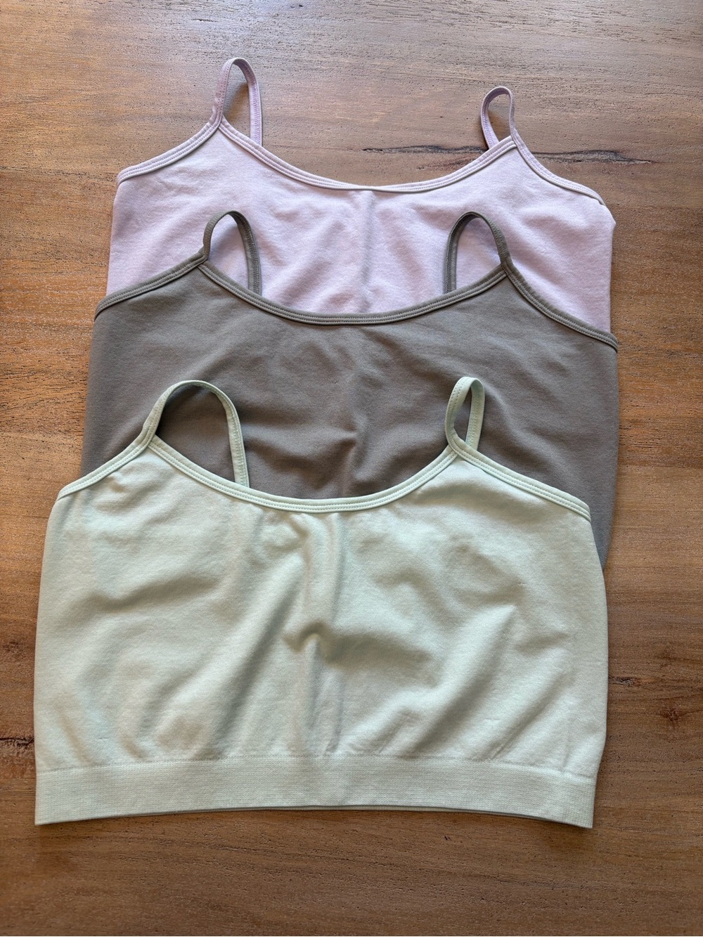 Pretty Seamless Lot 3 Bralettes Medium NWOT Wireless Seamless Neutral Bundle